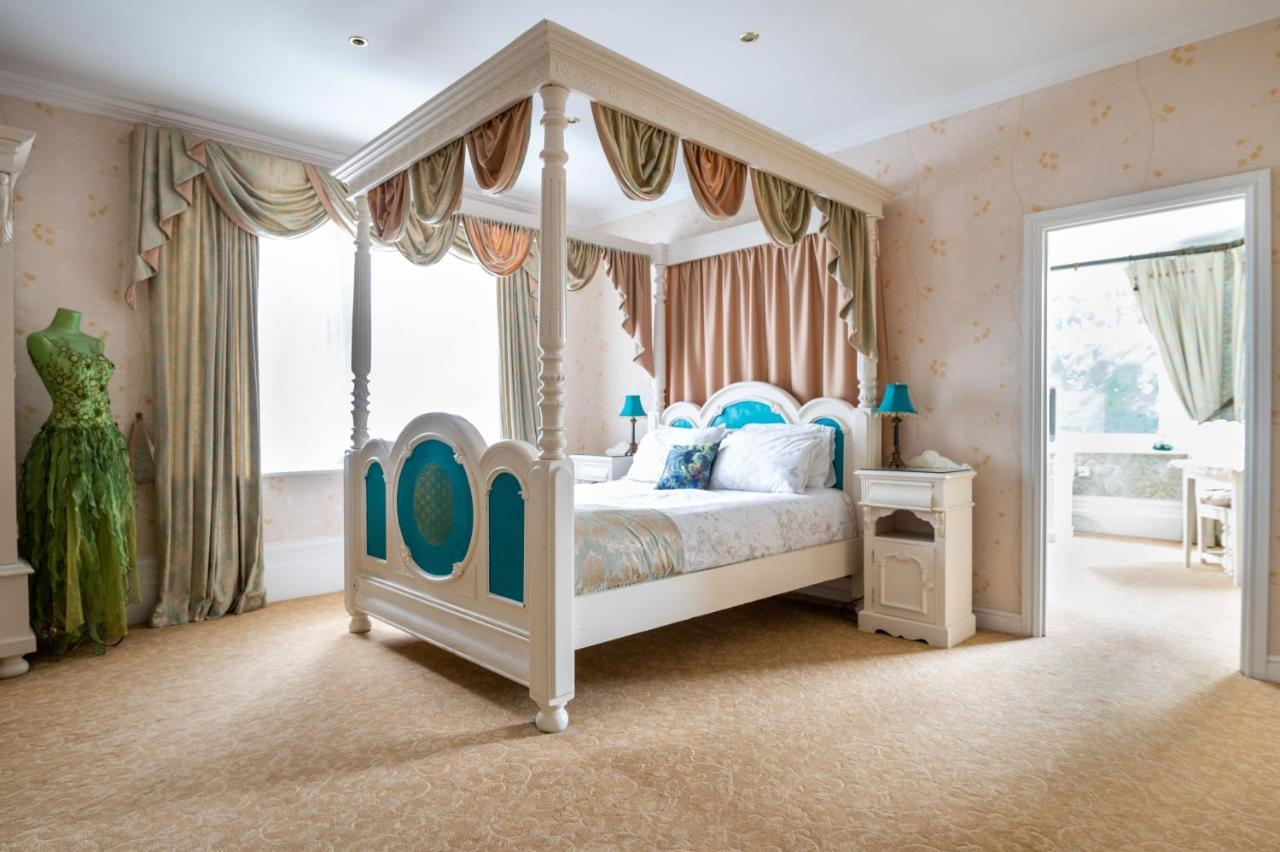 Enchanted Manor Niton Exterior photo